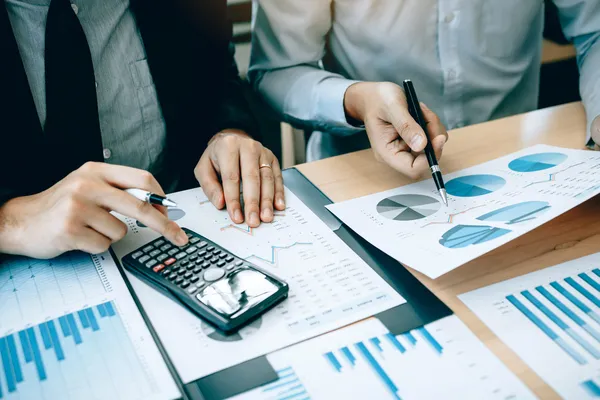 Gestión financiera y cumplimiento fiscal estratégico.